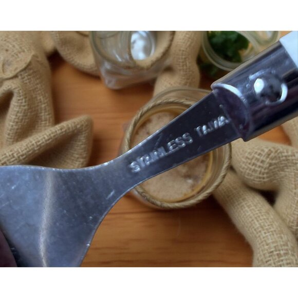 Vintage White Plastic Handle Flatware Set – 14 Pc Stainless Steel Rustic Cabin C - Picture 8 of 12